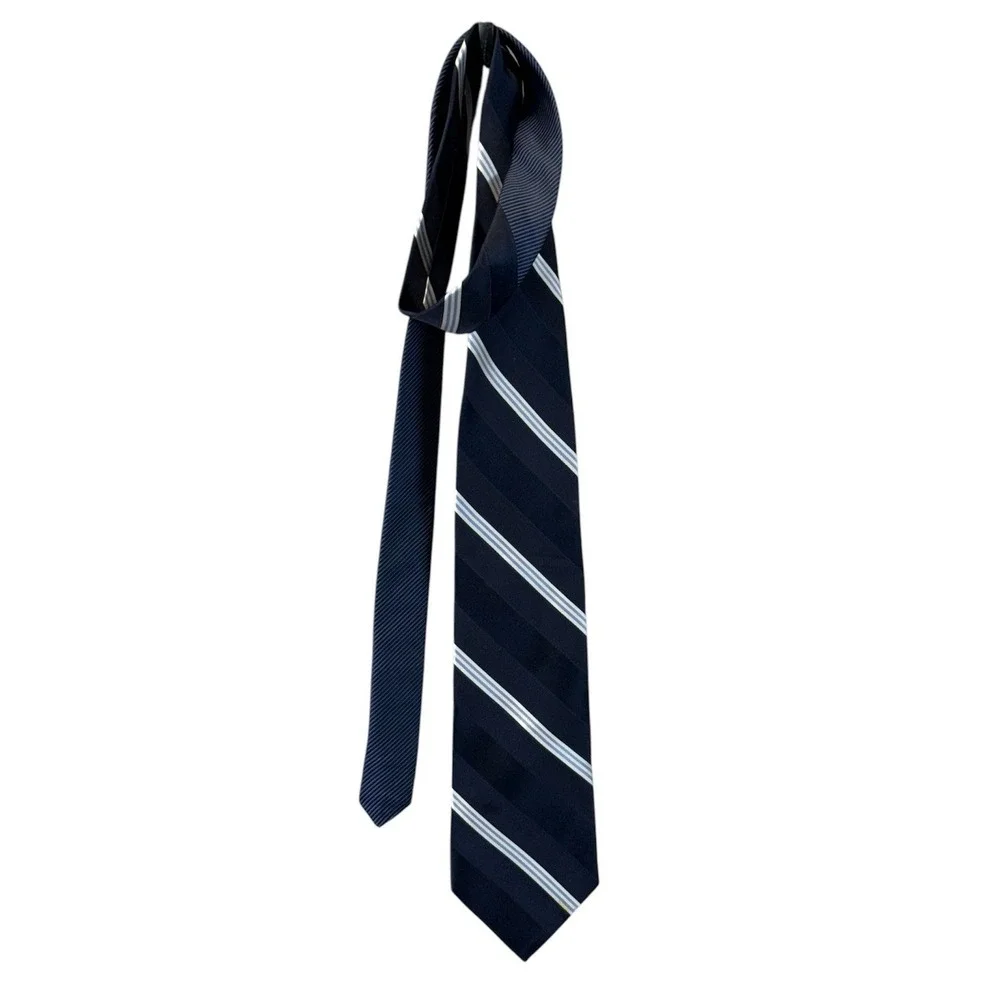 Tommy Hilfiger Men's Neck Tie Blue White Striped 100% Silk 56